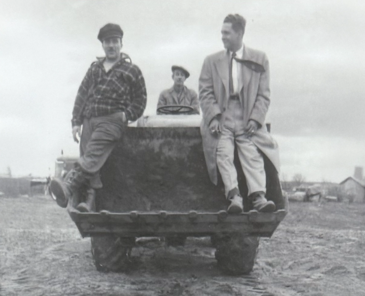Caza & frère - Famille en tracteur